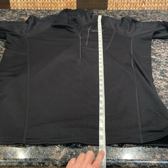 SOLD- Patagonia pullover - Picture 10 of 15